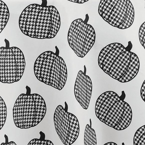 Way to Celebrate Fall Harvest Houndstooth Pumpkin 70in PEVA Vinyl Tablecloth - Picture 3 of 4